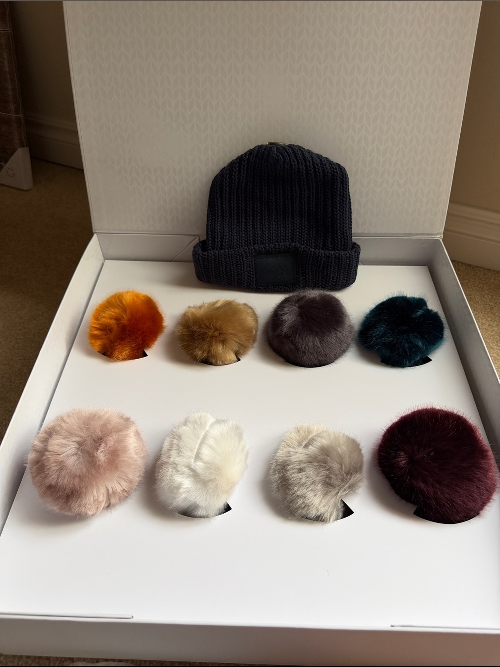 NEW Love Your Melon Black Knit Beanie Interchangeable Faux Fur Pom-Poms